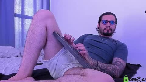  -         online show from November 14, 2025, 9:46 pm