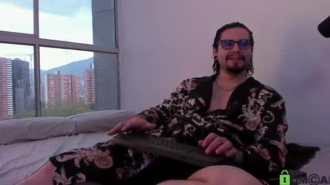  -         online show from February 28, 2026, 10:55 pm