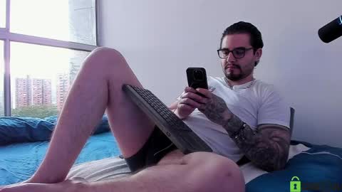  -         online show from March 31, 2026, 10:10 pm