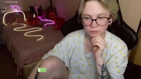 chloue and Gretta online show from March 29, 2026, 7:36 pm