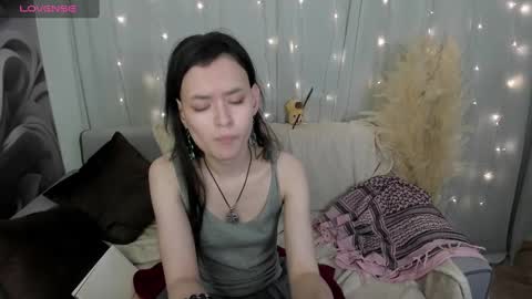 _emily__strike_ online show from January 19, 2025, 12:50 pm