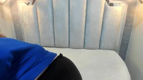 Snapshot of _emily_rosee_ chatting on September 24, 2025, 11:46 am Emily online show from September 24, 2025, 11:46 am
