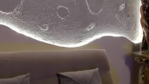 Snapshot of _emmawalka chatting on October 1, 2025, 9:43 pm _emmawalka online show from October 1, 2025, 9:43 pm