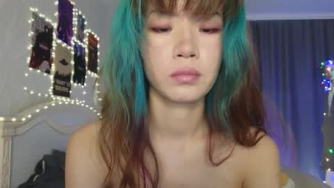 EveEva online show from September 27, 2025, 5:56 am