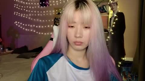 EveEva online show from February 4, 2026, 10:26 pm