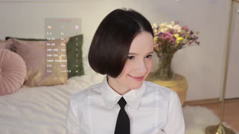 Snapshot of _female_essence_ chatting on December 11, 2024, 9:55 pm Essie online show from December 11, 2024, 9:55 pm