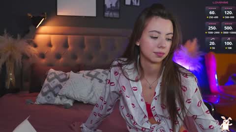 Goldy Grace online show from December 6, 2024, 6:37 am