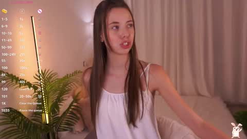 Goldy Grace online show from September 11, 2025, 5:24 pm