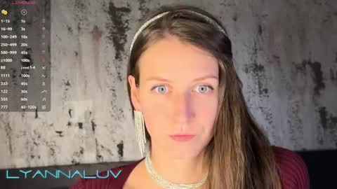 Snapshot of _fuckinparadise chatting on February 11, 2025, 4:11 am Lyanna and Derek online show from February 11, 2025, 4:11 am