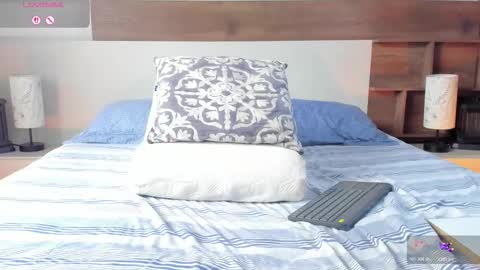  fullmoon online show from February 23, 2026, 8:06 pm