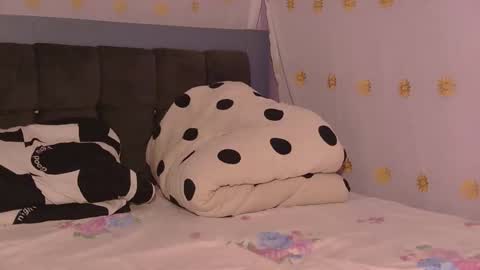 _hairlyboy online show from February 15, 2026, 6:10 am