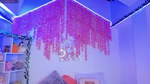 Snapshot of _hanna_sky chatting on November 28, 2025, 5:26 pm Hanna Botero online show from November 28, 2025, 5:26 pm