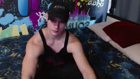 Snapshot of _happydayleon_ chatting on September 15, 2025, 12:27 pm _happydayleon_ online show from September 15, 2025, 12:27 pm