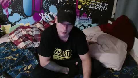 Snapshot of _happydayleon_ chatting on September 23, 2025, 6:11 pm _happydayleon_ online show from September 23, 2025, 6:11 pm