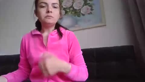 Criss4u online show from May 3, 2026, 9:26 am