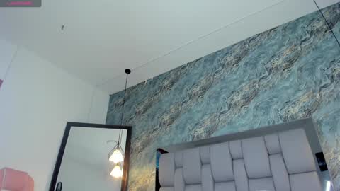 Hollywood online show from December 15, 2024, 8:52 am