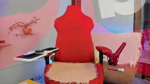 Snapshot of _hottie__ chatting on September 15, 2025, 6:52 pm _hottie__ online show from September 15, 2025, 6:52 pm
