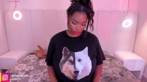 Snapshot of _huge_boobs_ebony chatting on January 31, 2026, 7:11 pm Darlis online show from January 31, 2026, 7:11 pm