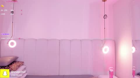 Snapshot of _huge_boobs_ebony chatting on February 17, 2026, 7:53 pm Darlis online show from February 17, 2026, 7:53 pm