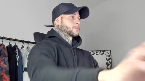 jeison online show from November 4, 2025, 1:48 am