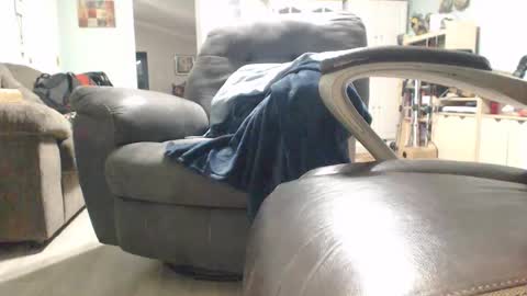 _jimmini online show from November 7, 2025, 8:31 pm