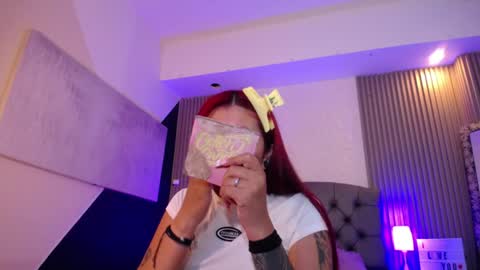 Mia online show from January 16, 2025, 12:53 pm