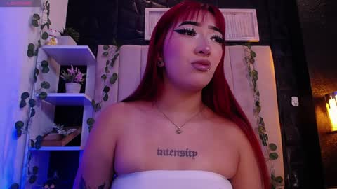 Mia online show from January 31, 2025, 4:06 pm