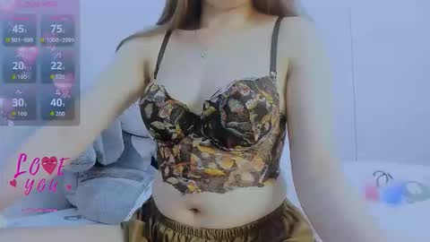 Snapshot of _joly_ chatting on April 23, 2026, 2:24 am Joly online show from April 23, 2026, 2:24 am