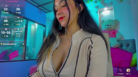 Snapshot of _julieta_love chatting on December 23, 2024, 9:29 pm julieta online show from December 23, 2024, 9:29 pm