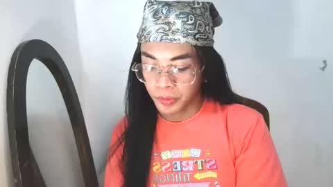 _karie_ online show from October 7, 2025, 1:41 pm