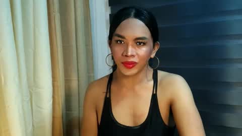 _karie_ online show from November 13, 2025, 10:03 am