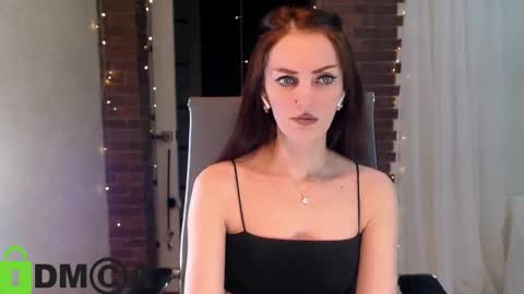  karolina online show from March 24, 2026, 6:35 pm