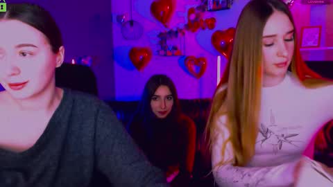 _kellykitten_ online show from February 24, 2026, 10:02 am