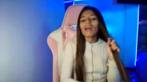 Snapshot of _khloe_sweet chatting on May 8, 2026, 2:55 pm khloe sweet online show from May 8, 2026, 2:55 pm