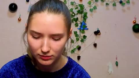 _kikiclark_ online show from February 11, 2026, 9:20 pm