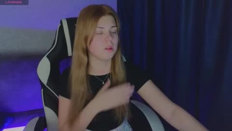 Molly   Emily online show from October 5, 2025, 2:26 pm