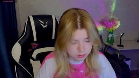 Molly   Emily online show from March 12, 2026, 4:13 pm