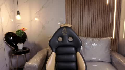 _kitten_1 online show from March 28, 2026, 11:21 am