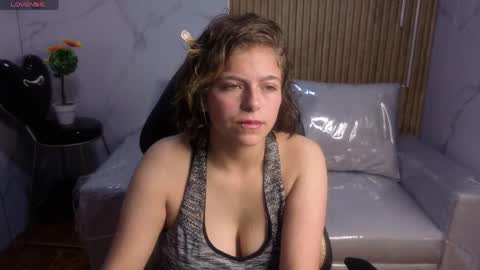 _kitten_1 online show from April 7, 2026, 1:11 pm