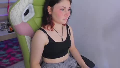 kitty online show from January 31, 2025, 6:25 pm