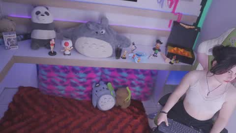 kitty online show from February 5, 2025, 9:50 pm