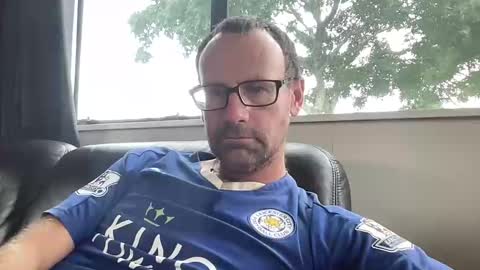 Kiwi online show from January 24, 2025, 11:23 pm