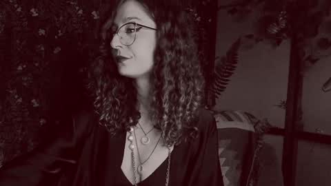 Snapshot of _lady_luna_ chatting on December 15, 2024, 10:58 pm Lady Luna online show from December 15, 2024, 10:58 pm