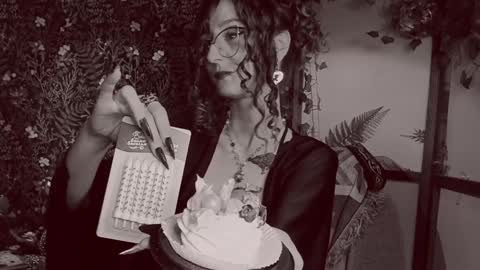 Snapshot of _lady_luna_ chatting on December 30, 2024, 3:58 am Lady Luna online show from December 30, 2024, 3:58 am