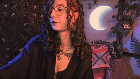 Snapshot of _lady_luna_ chatting on March 8, 2025, 12:11 am Lady Luna online show from March 8, 2025, 12:11 am