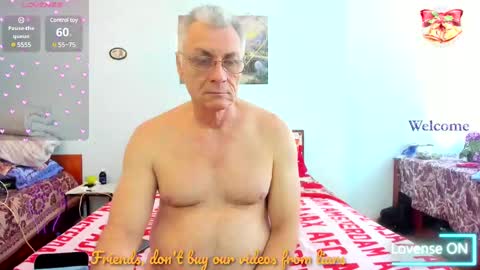 Lory online show from March 2, 2025, 8:59 am