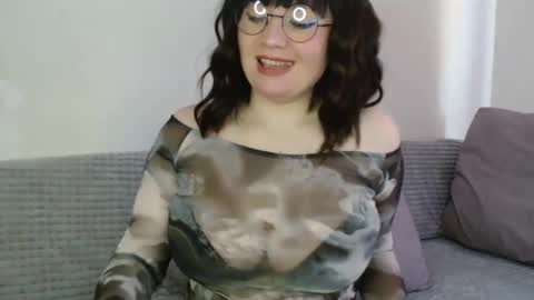 Snapshot of _lalilu_ chatting on January 16, 2025, 10:10 am _lalilu_ online show from January 16, 2025, 10:10 am