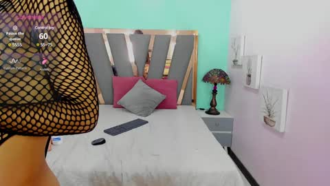  L E M M O N  online show from February 7, 2025, 5:51 pm