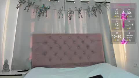 _lexx1e online show from December 17, 2025, 1:06 pm