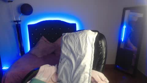 Snapshot of _lia_baby chatting on September 17, 2025, 1:24 pm Lia online show from September 17, 2025, 1:24 pm